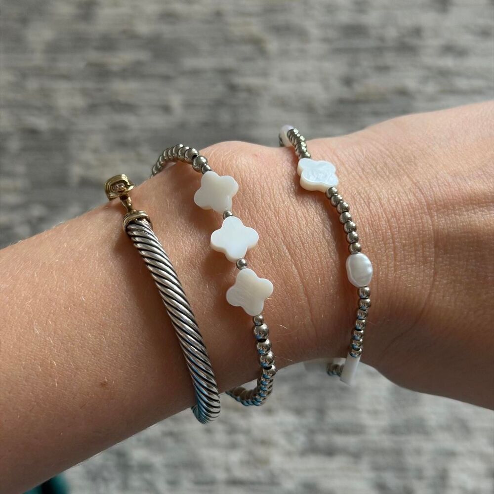 set of 2 silver beaded string bracelets white mother of pearl four leaf clovers
